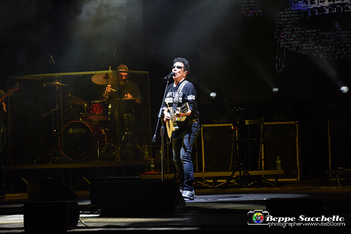 VBS_4078 - Concerto Edoardo Bennato - Peter Pan Rock 'n' Roll Tour.jpg